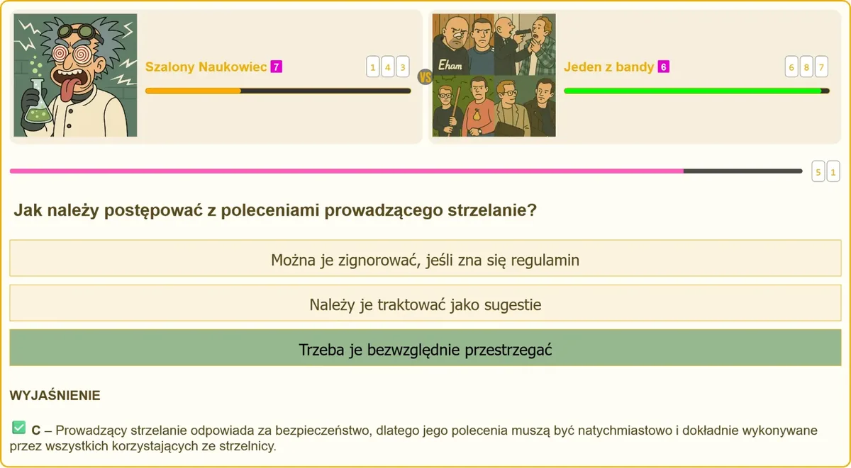 Prowadzący strzelanie nadzorujący zawodników na strzelnicy